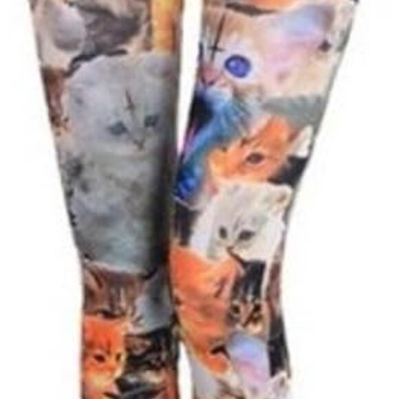 Satanic Inverted Cross Cat Leggings (S) - Picture 8 of 8